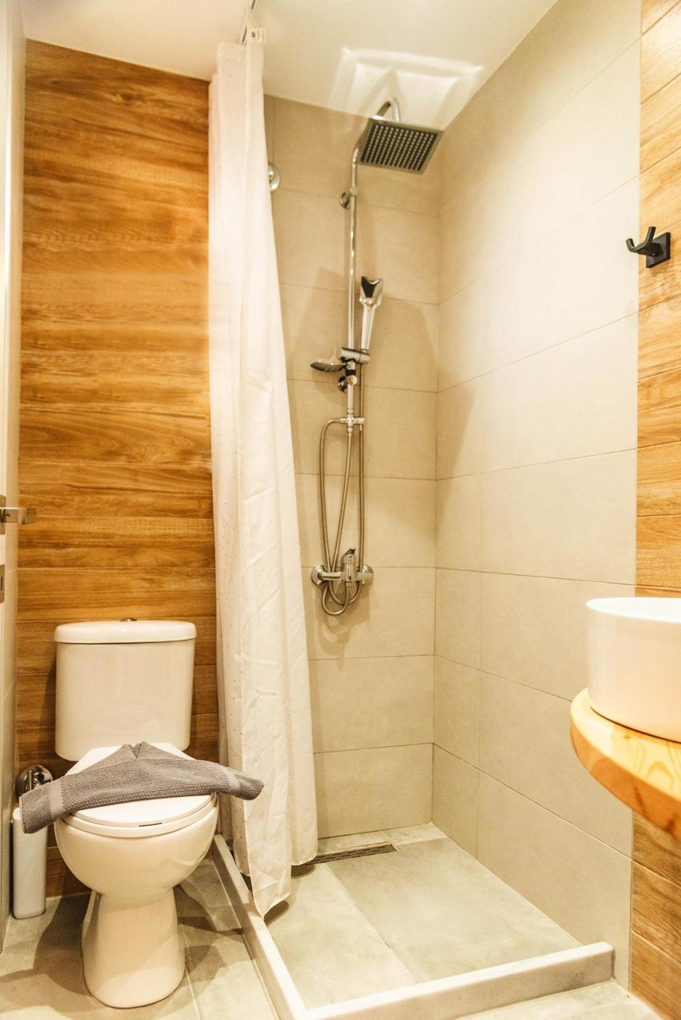 Melador Beachfront Apartments Kavos Bagian luar foto