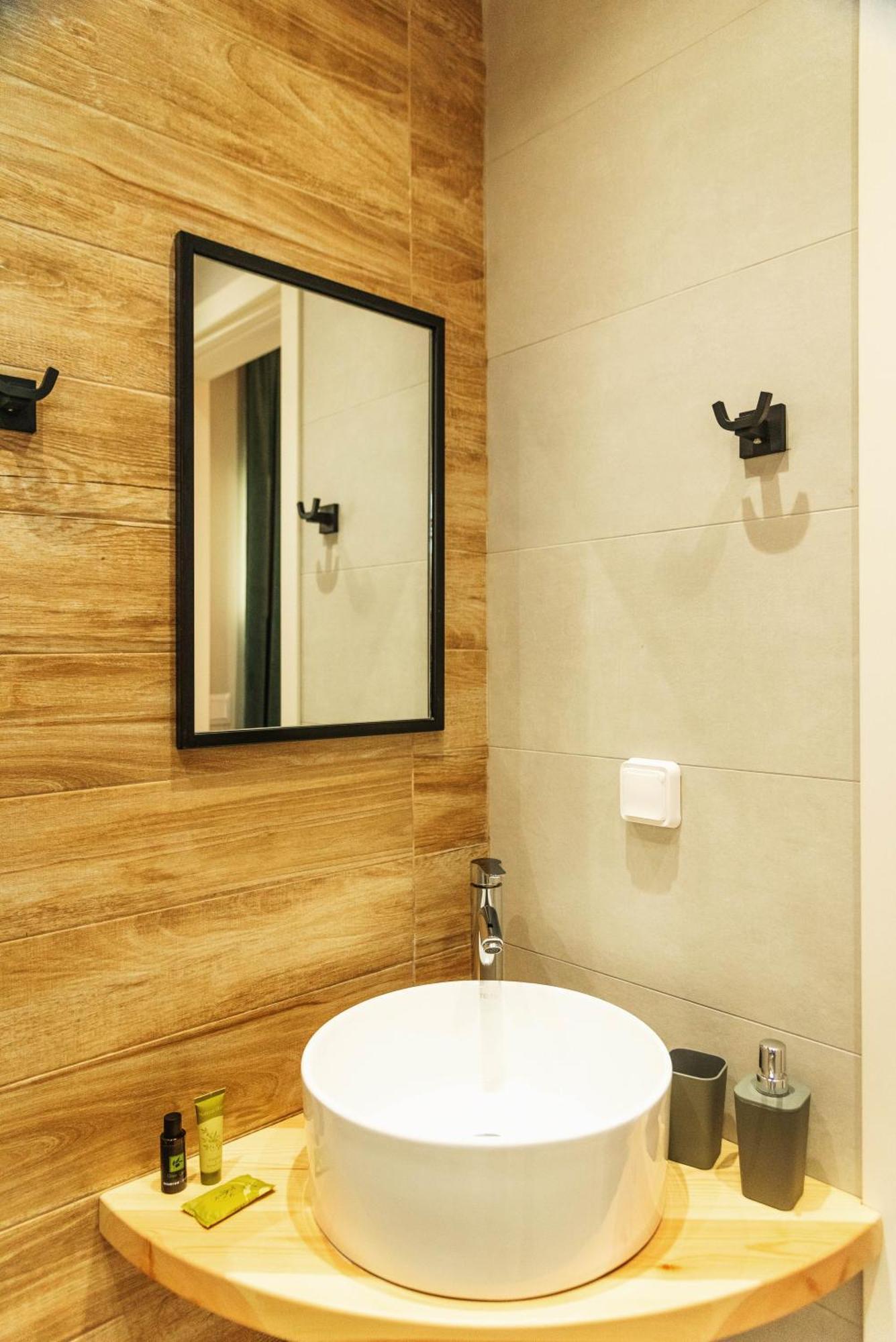 Melador Beachfront Apartments Kavos Bagian luar foto